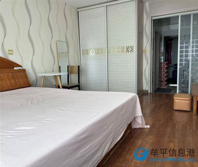 出租牟平區(qū)政府老夜市百麟大廈公寓，拎包入住，各種方便